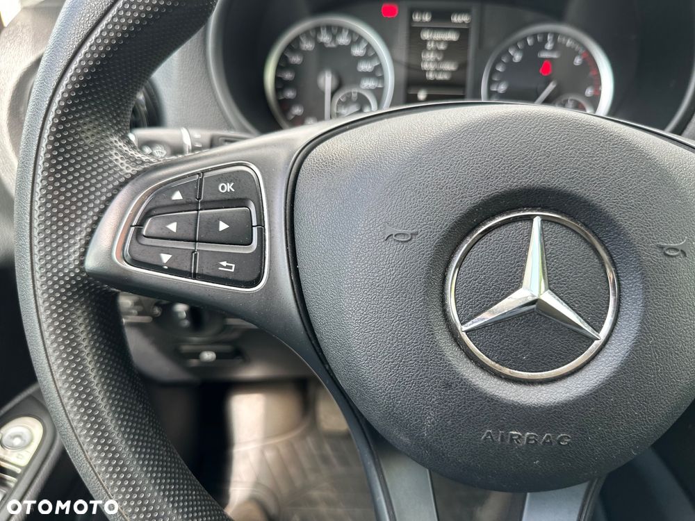 Mercedes-Benz Vito - 20