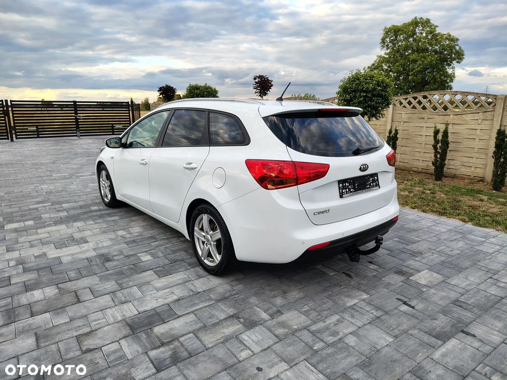 Kia Ceed 1.6 GDI Platinum Edition - 7