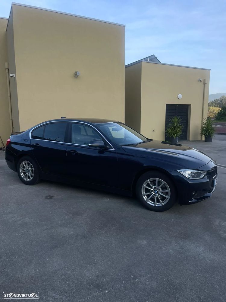 BMW 318 d - 3