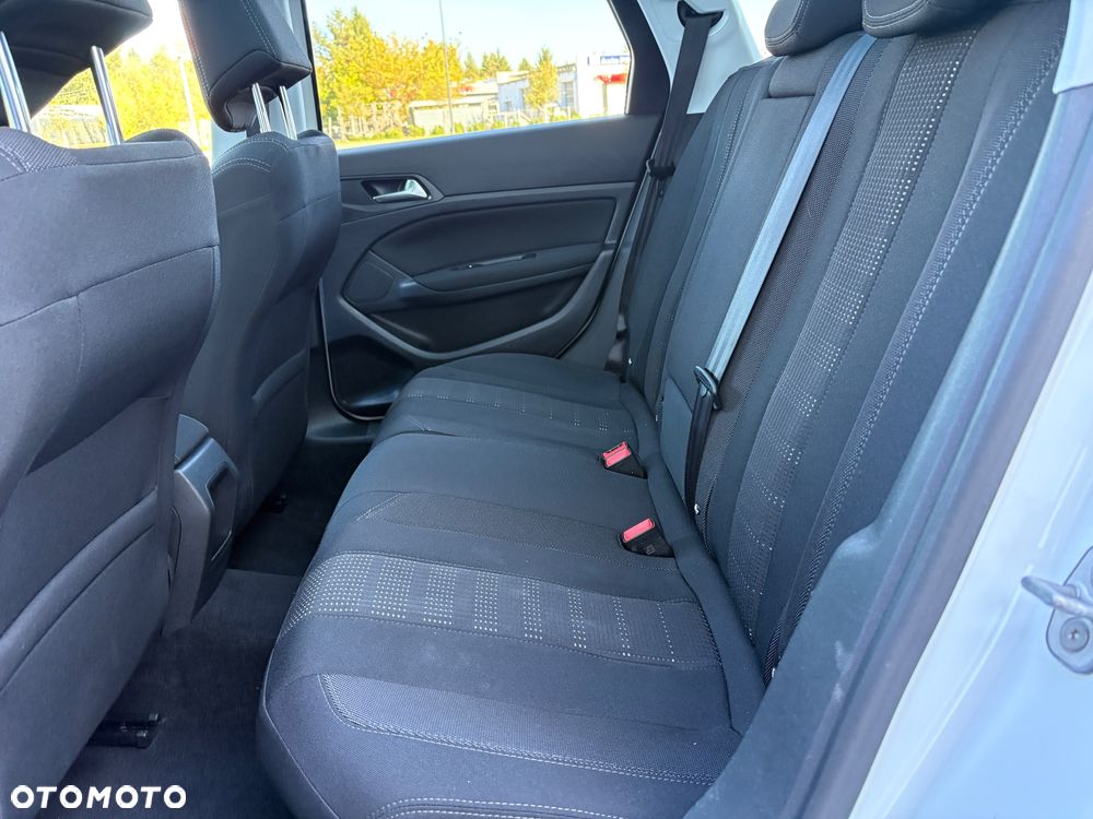 Peugeot 308 BlueHDi 120 Stop & Start Allure - 19