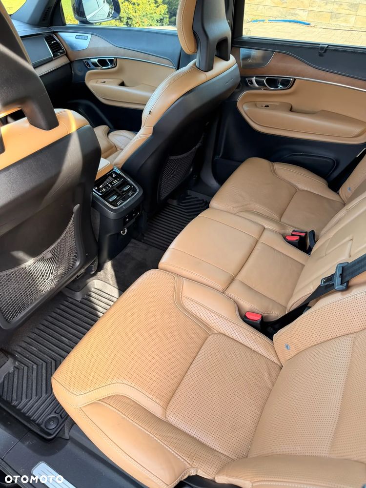 Volvo XC 90 - 15