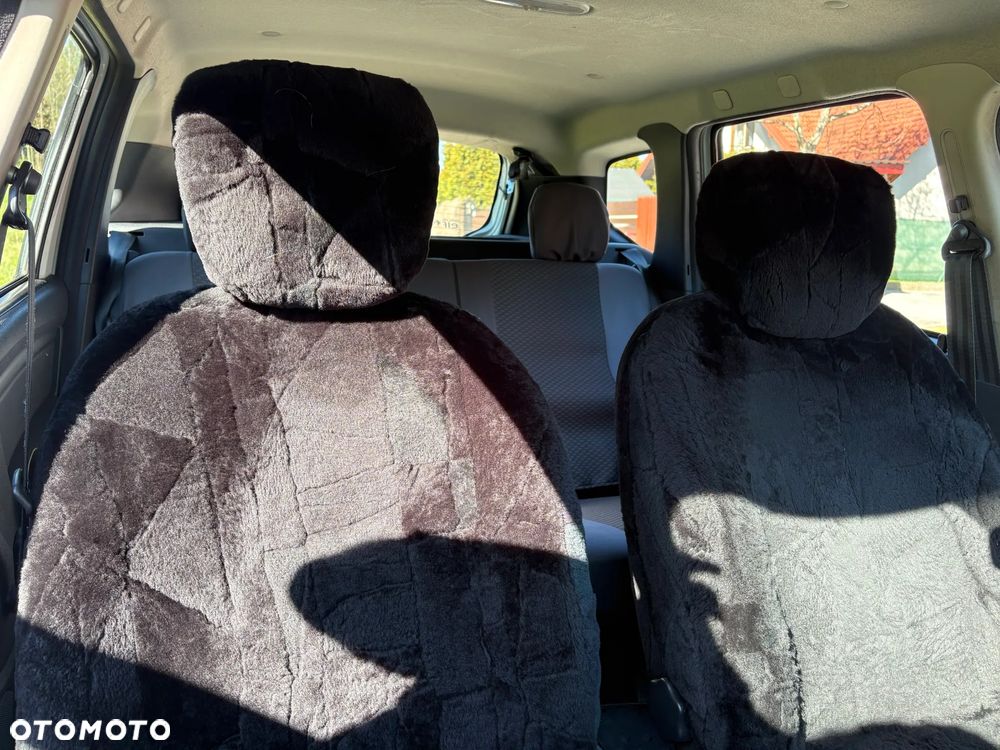 Dacia Duster 1.6 SCe Access S&S - 15