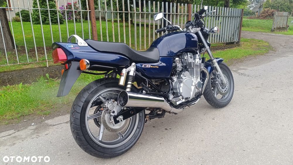 Honda CB - 3
