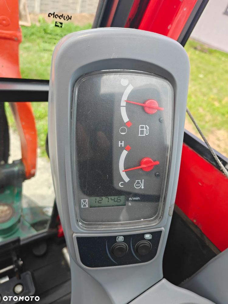 Kubota U27 - 12