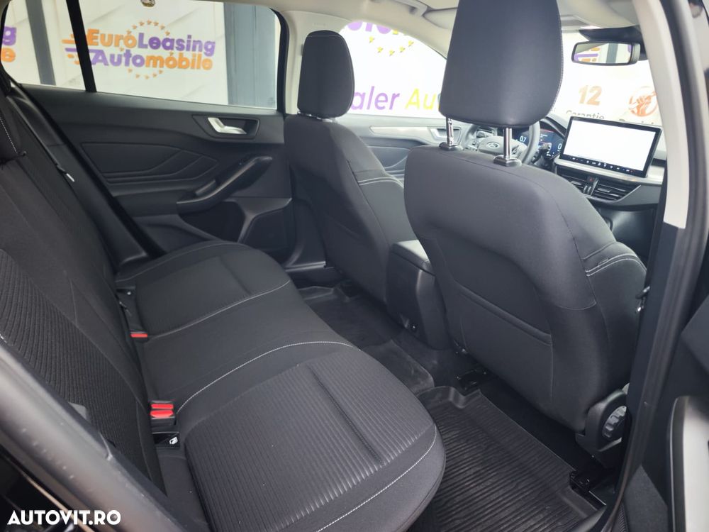 Ford Focus 1.5 EcoBlue 8AT Titanium X - 17