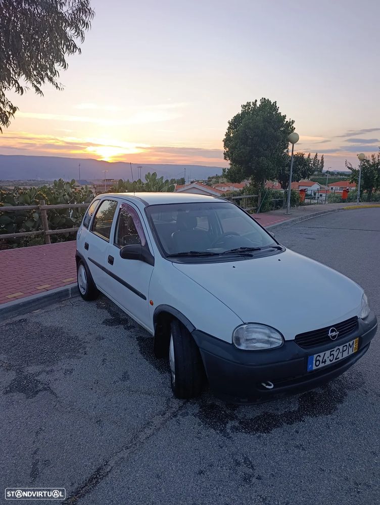 Opel Corsa 1.5 TD - 1