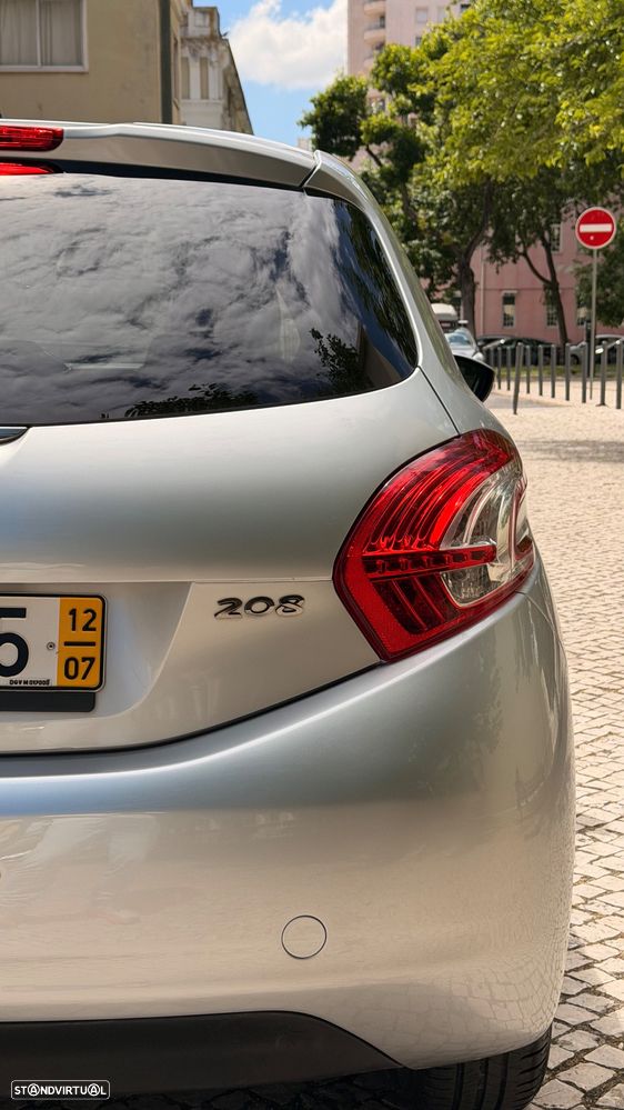 Peugeot 208 1.2 VTi Allure - 14