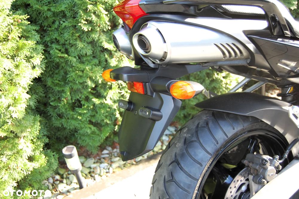 Yamaha FZ6 - 10