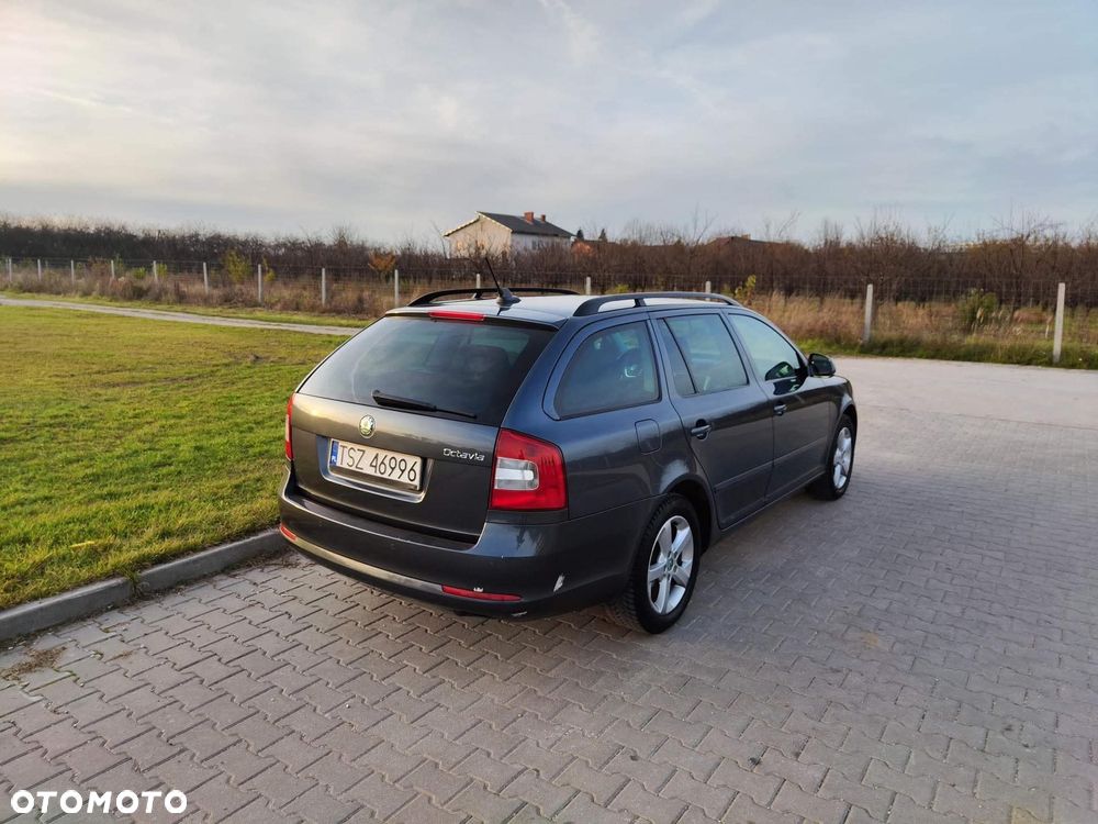 Skoda Octavia 1.6 TDI Ambition DSG - 3