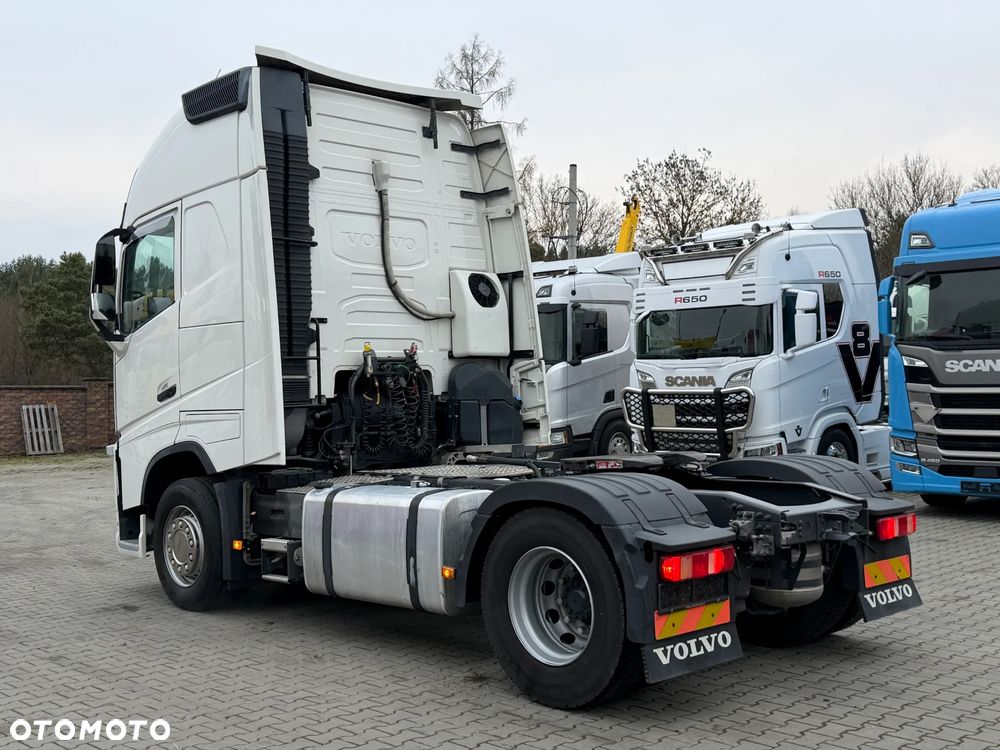 Volvo FH460 z Austrii kabina XL nowa hydraulika 600Tkm oryginalnego przebiegu - 10