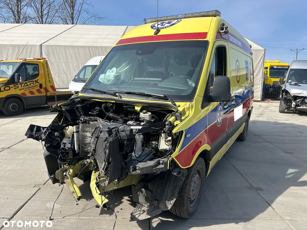 Mercedes-Benz SPRINTER - 8