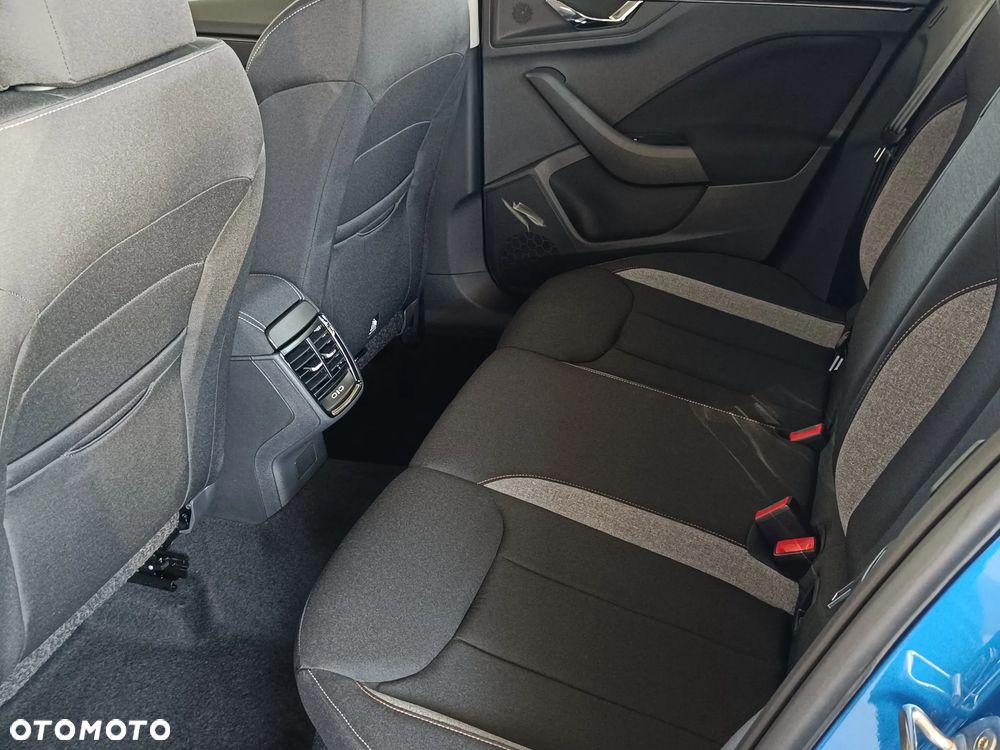 Skoda Kamiq 1.5 TSI Drive DSG - 8