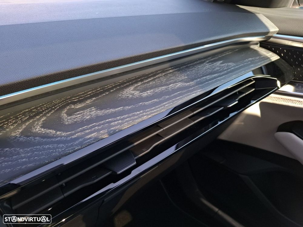 Renault Espace 1.2 Full Hybrid E-Tech Iconic - 23