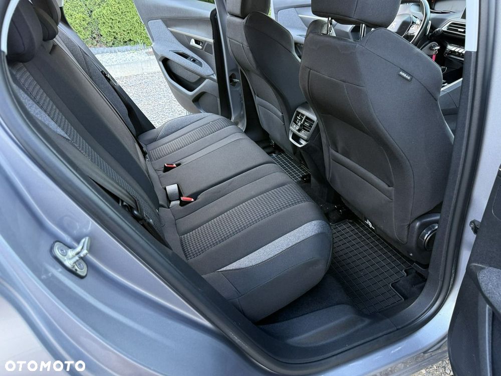 Peugeot 3008 - 14