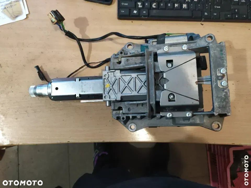 Kolumna kierownicza Audi A8 D3 4E0905852E - 4