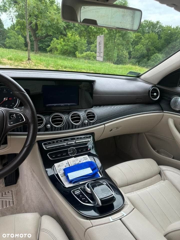 Mercedes-Benz Klasa E 220 d 4-Matic Business Edition 9G-TRONIC - 7