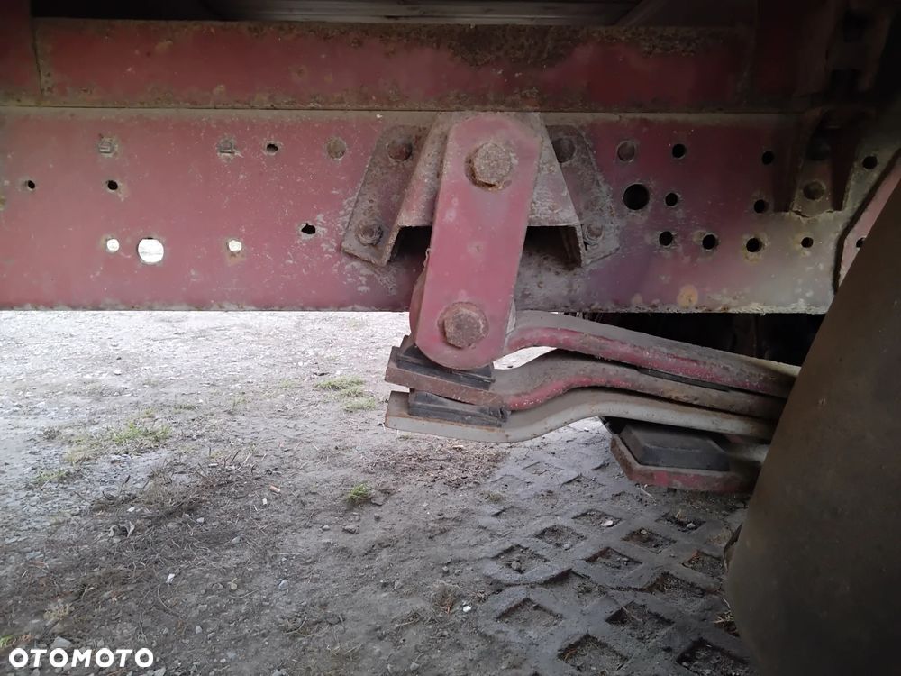 Mercedes-Benz 814 - 9