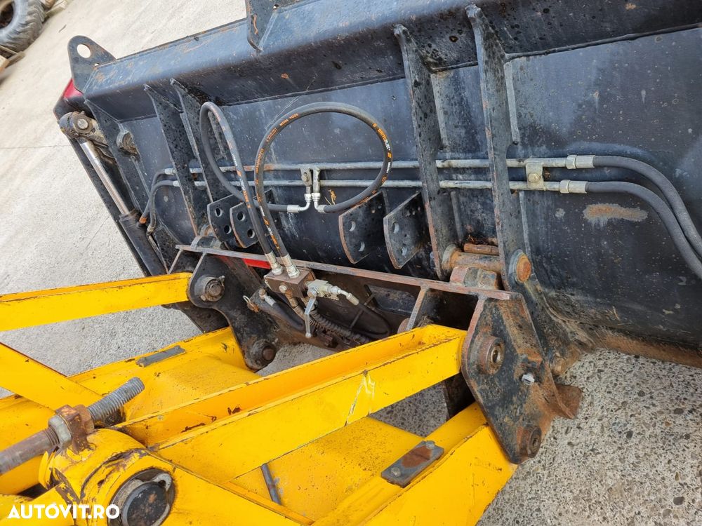 JCB 3CX - 11