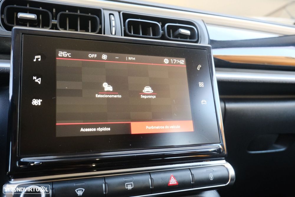 Citroën C3 1.2 PureTech Shine - 25