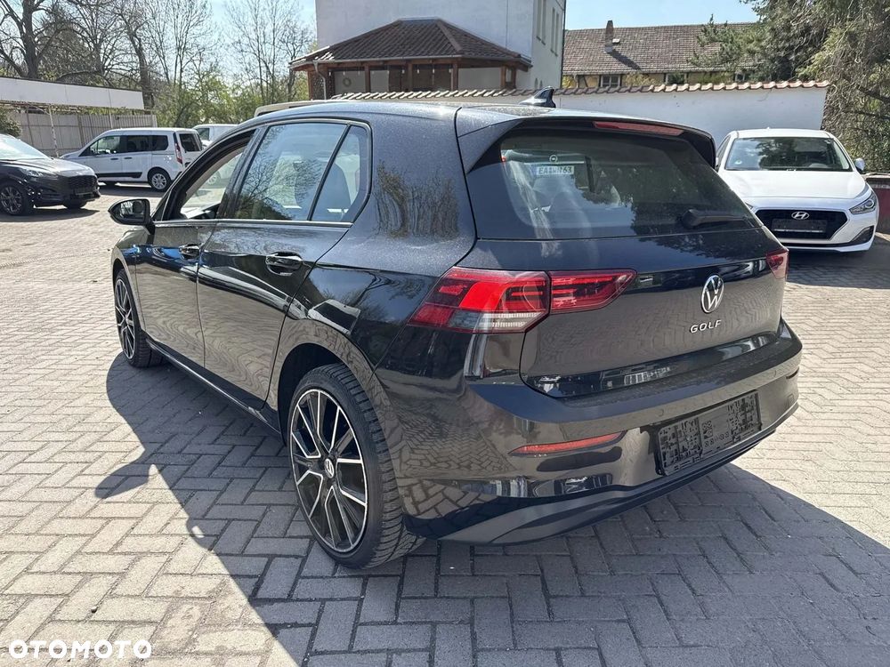 Volkswagen Golf 2.0 TDI SCR Life - 3