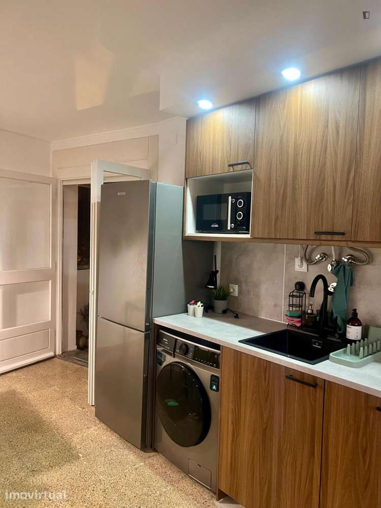 Quarto - localizado em Olivais Lisbon - Grande imagem: 2/10