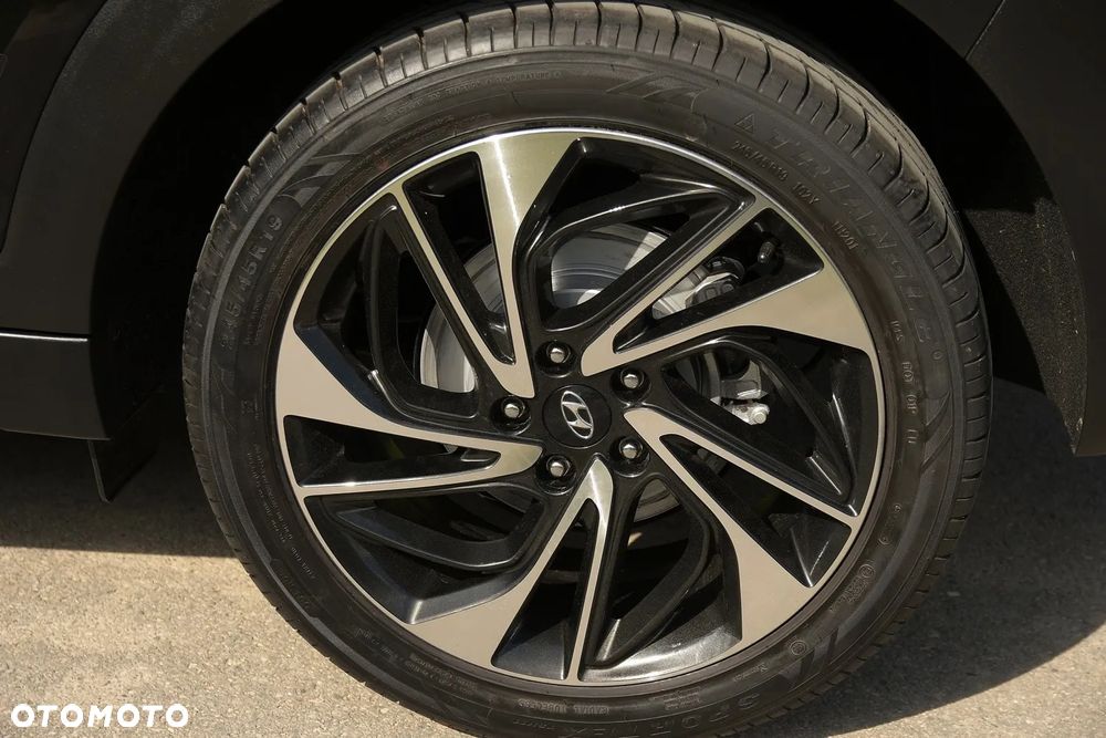 Hyundai Tucson - 32