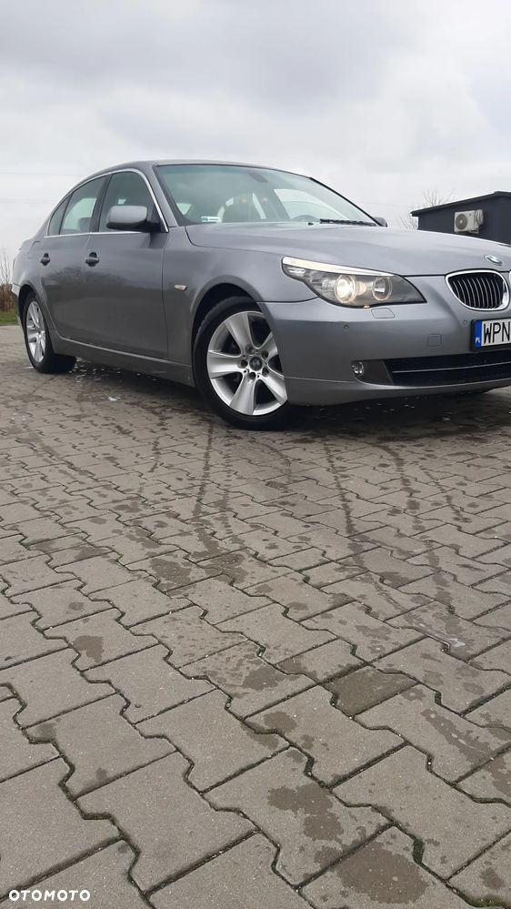 BMW Seria 5 520d Touring - 9