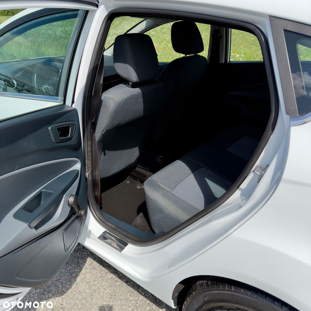 Ford Fiesta 1.5 TDCi Celebration - 15