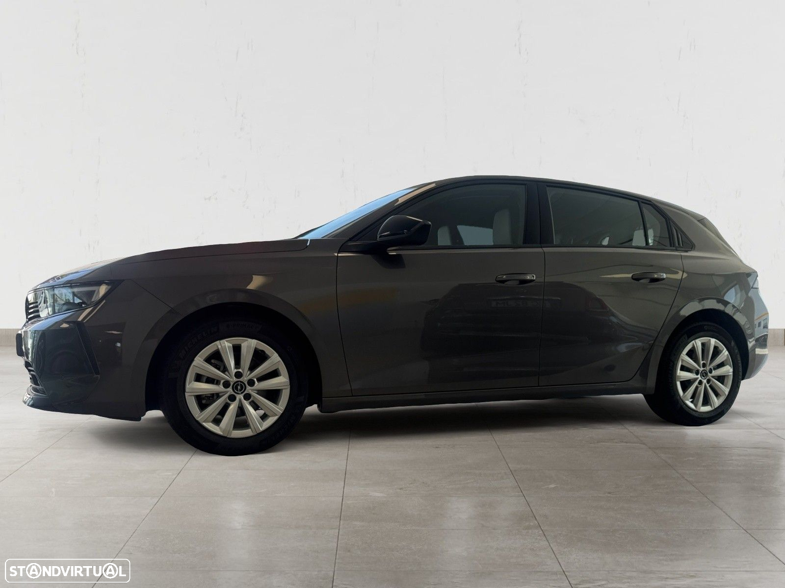 Opel Astra 1.2 T Edition - 2