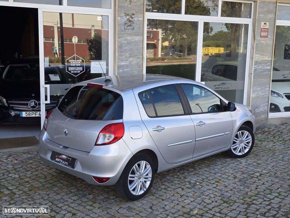 Renault Clio 1.2 16V Dynamique S - 4