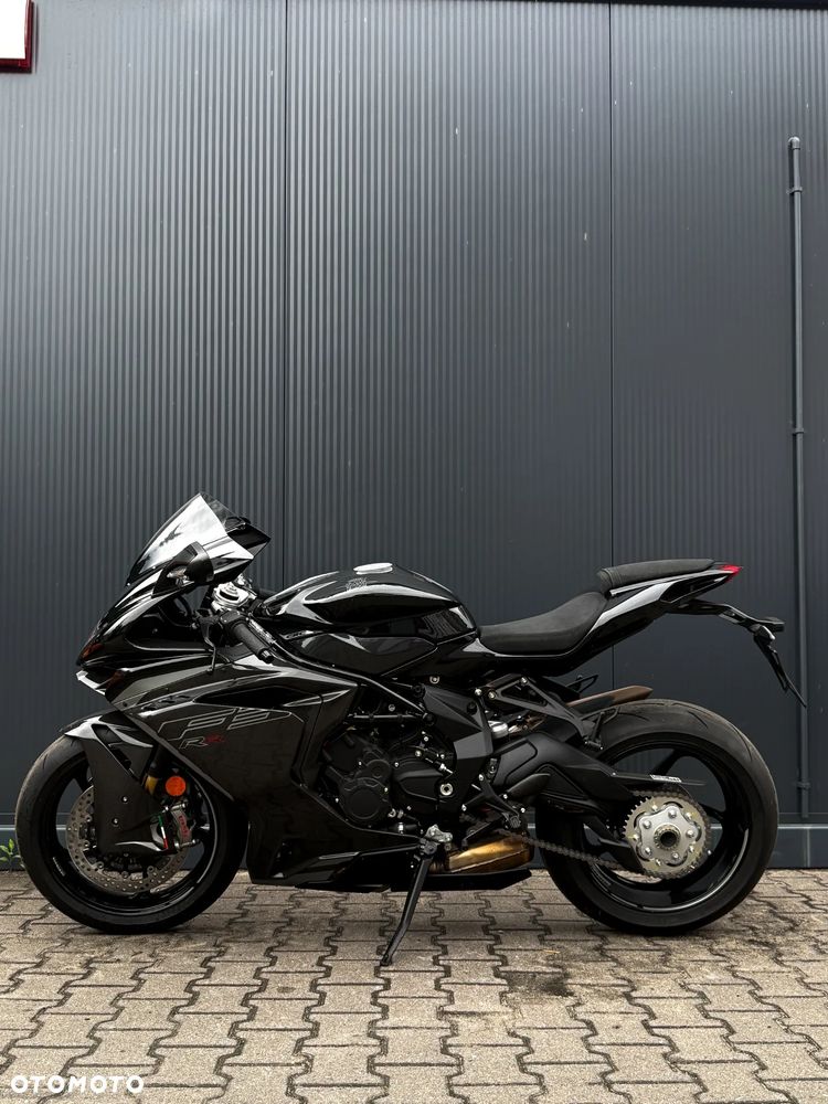 MV AGUSTA F3 - 4