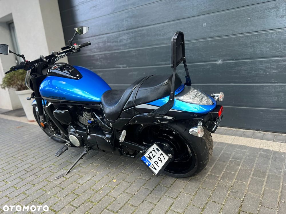 Suzuki Boulevard - 9