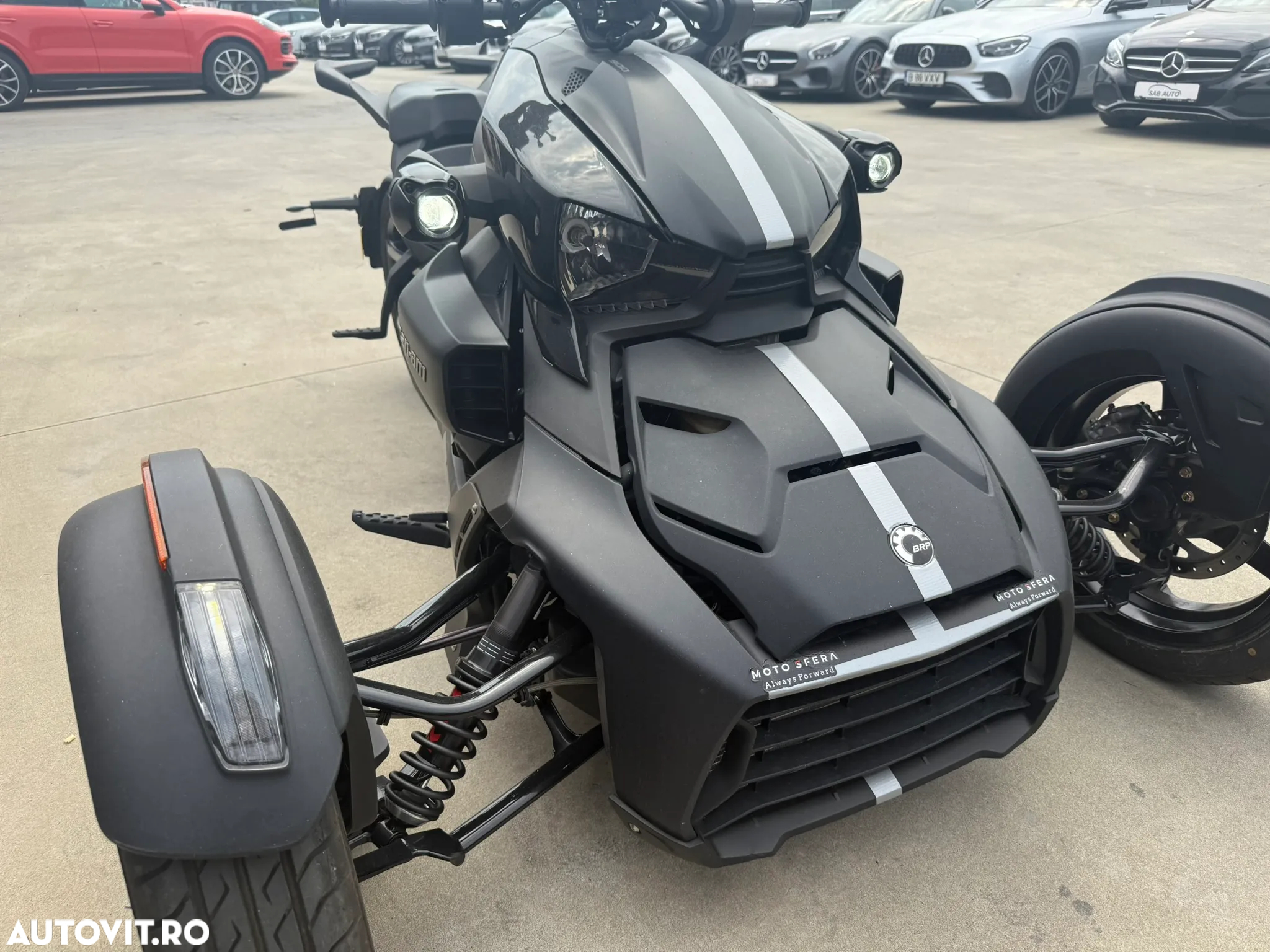 Can-Am Ryker 900 - 10