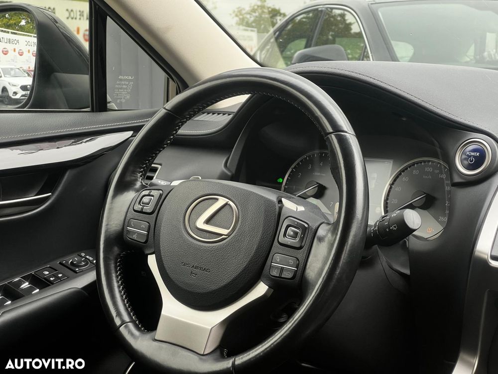 Lexus Seria NX - 11
