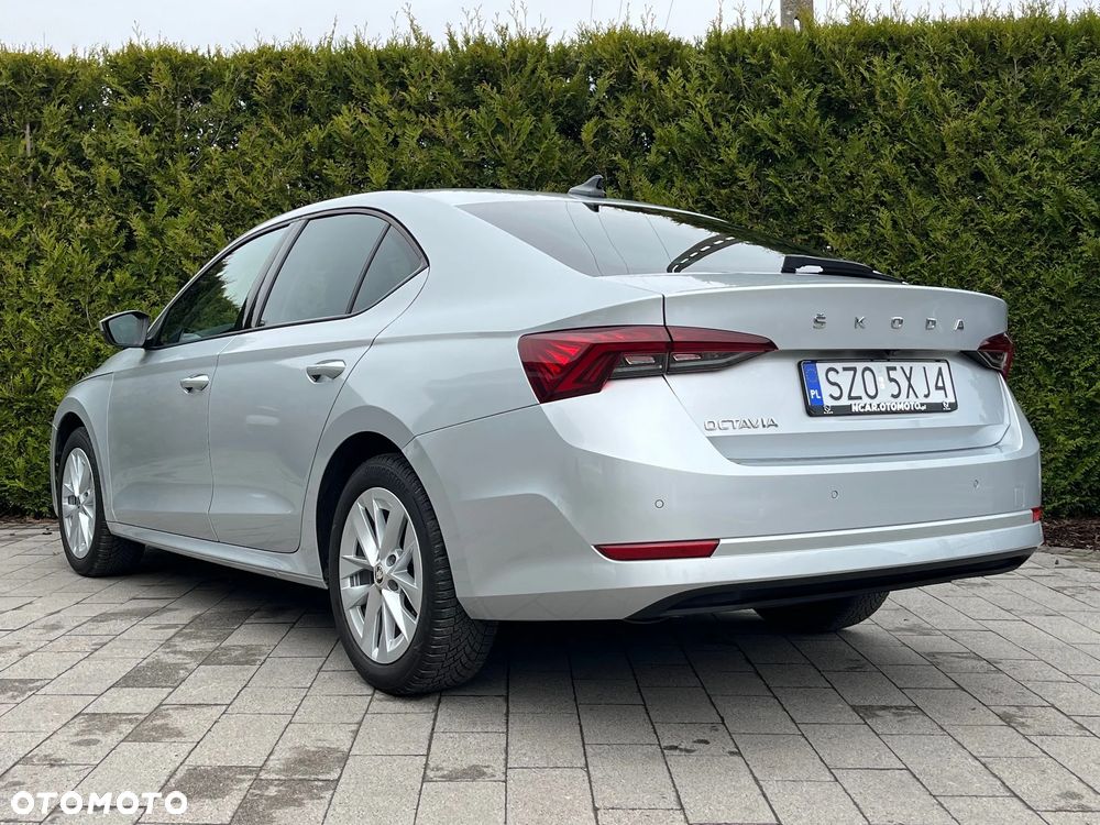 Skoda Octavia 1.5 TSI ACT Ambition - 9