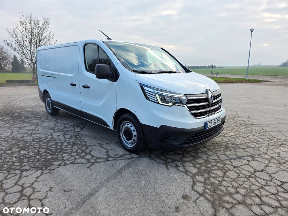 Renault Trafic - 10