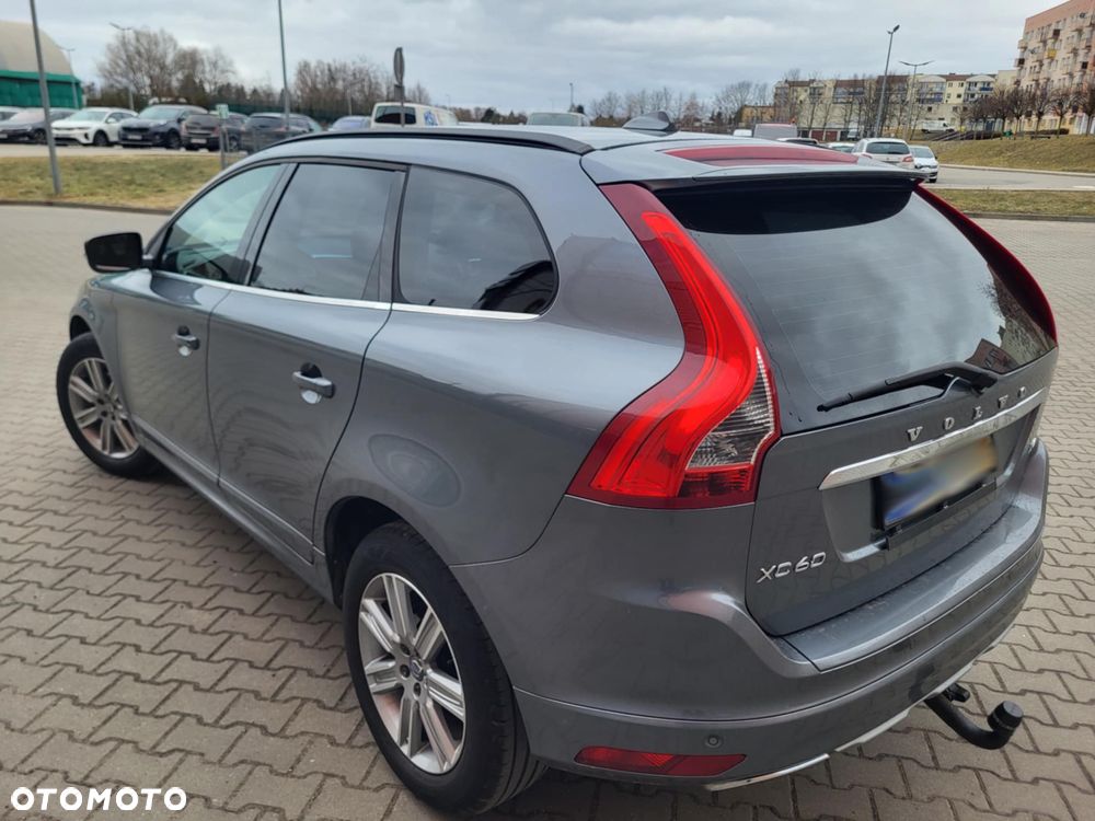 Volvo XC 60 D4 Geartronic Momentum - 6