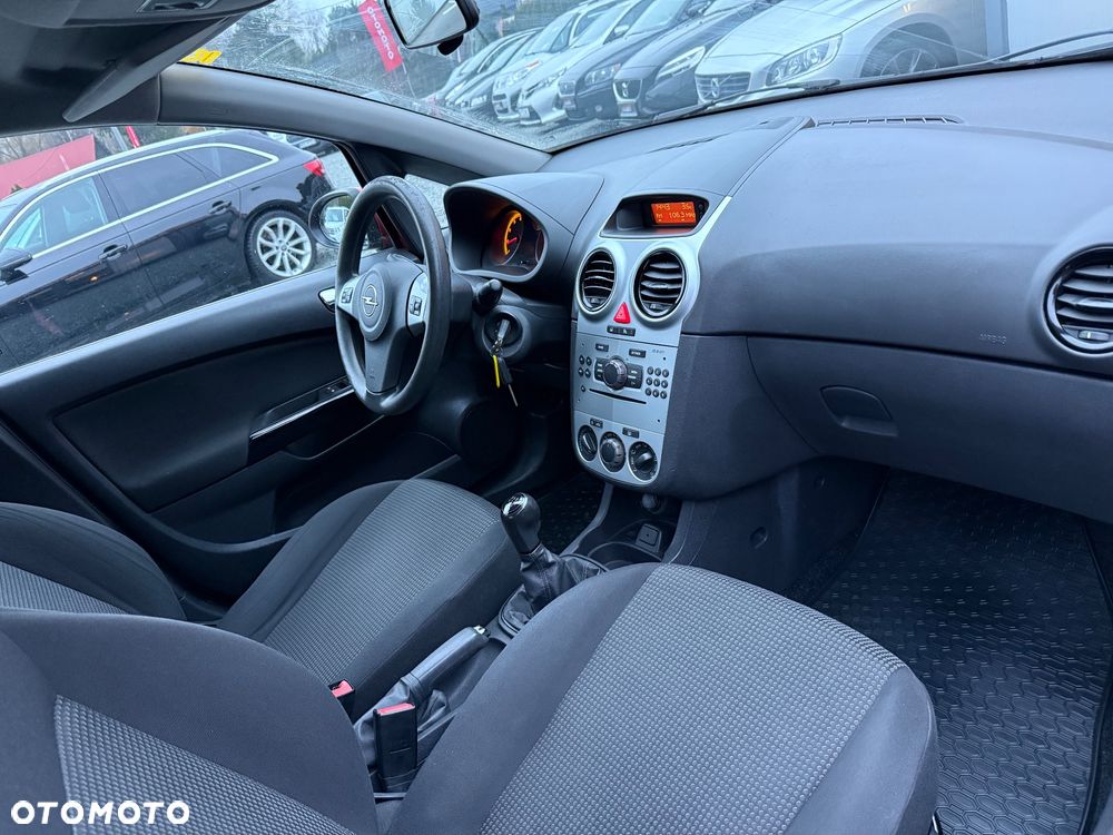 Opel Corsa 1.2 16V Essentia - 14