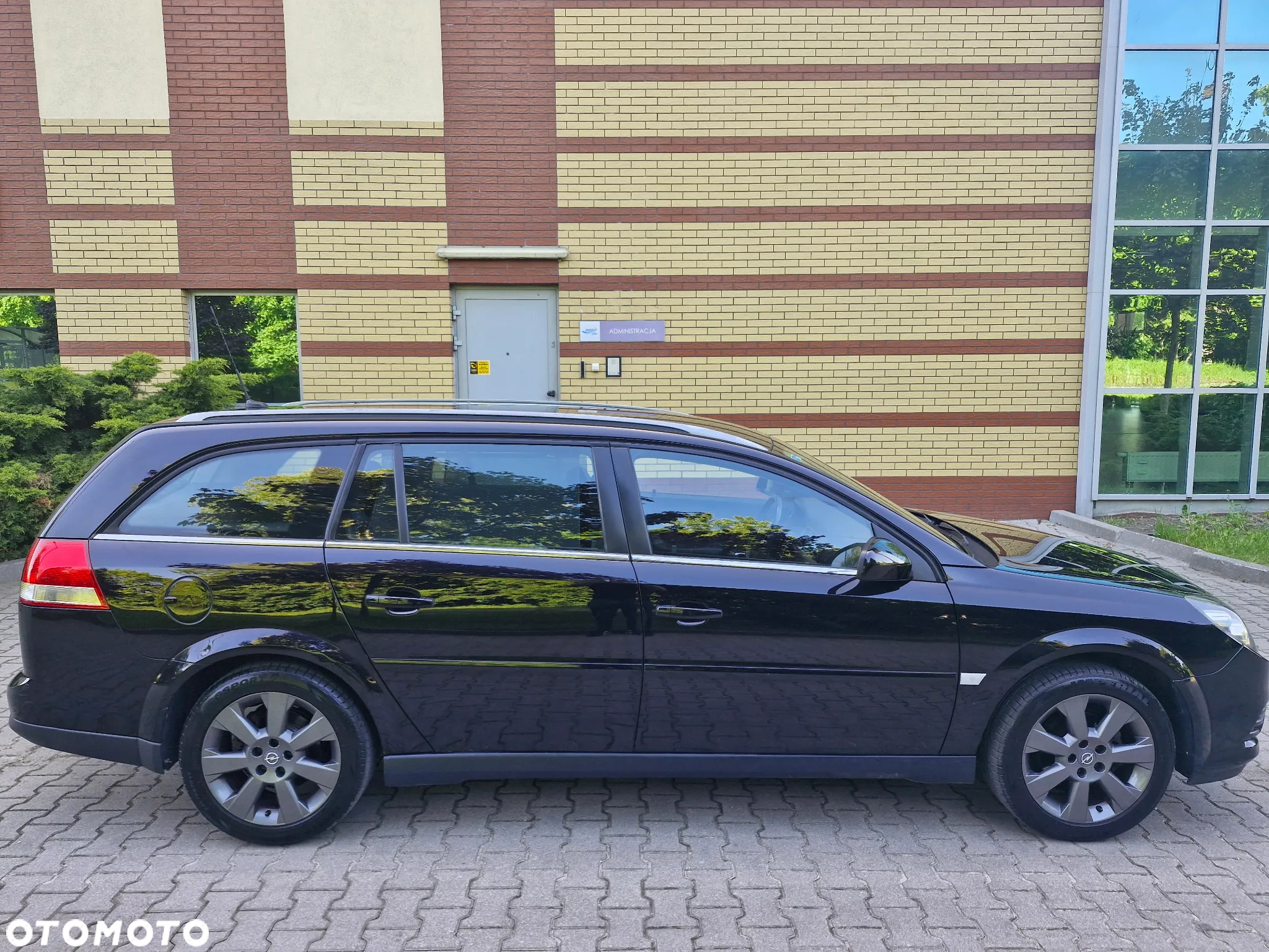 Opel Vectra 1.8 Caravan Cosmo - 10