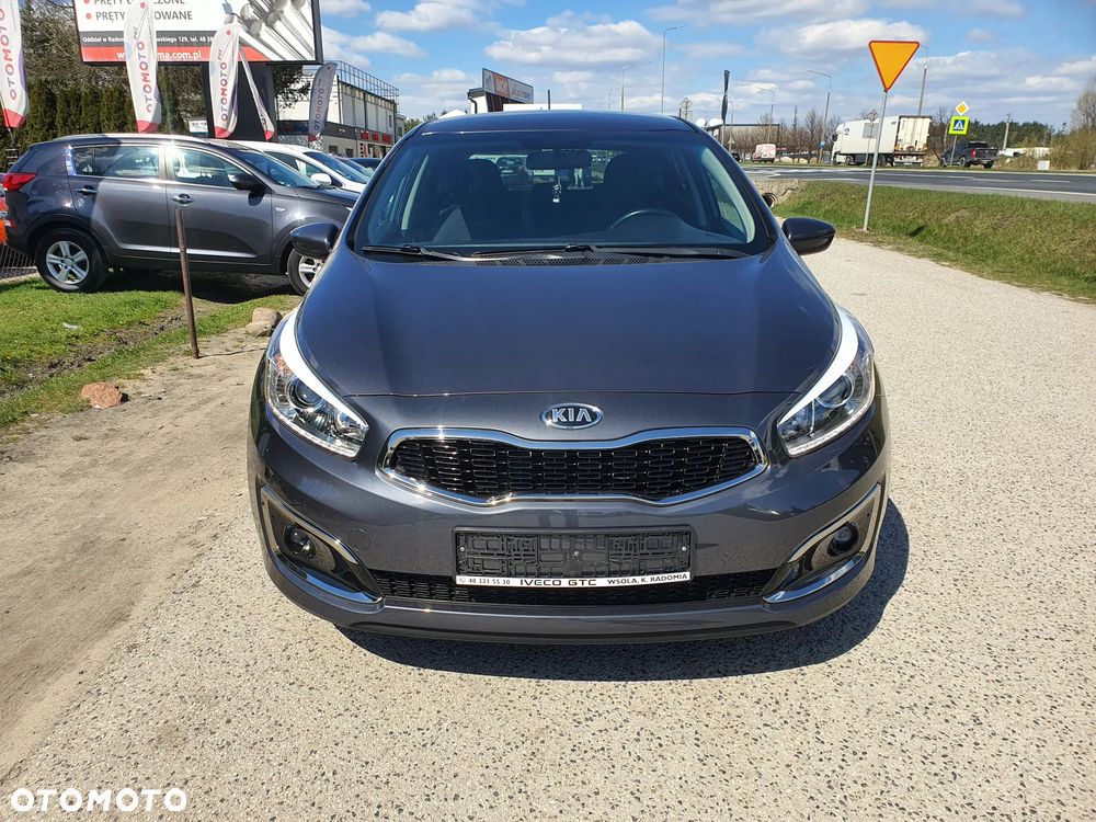 Kia Ceed 1.4 CVVT Dream-Team Edition - 3