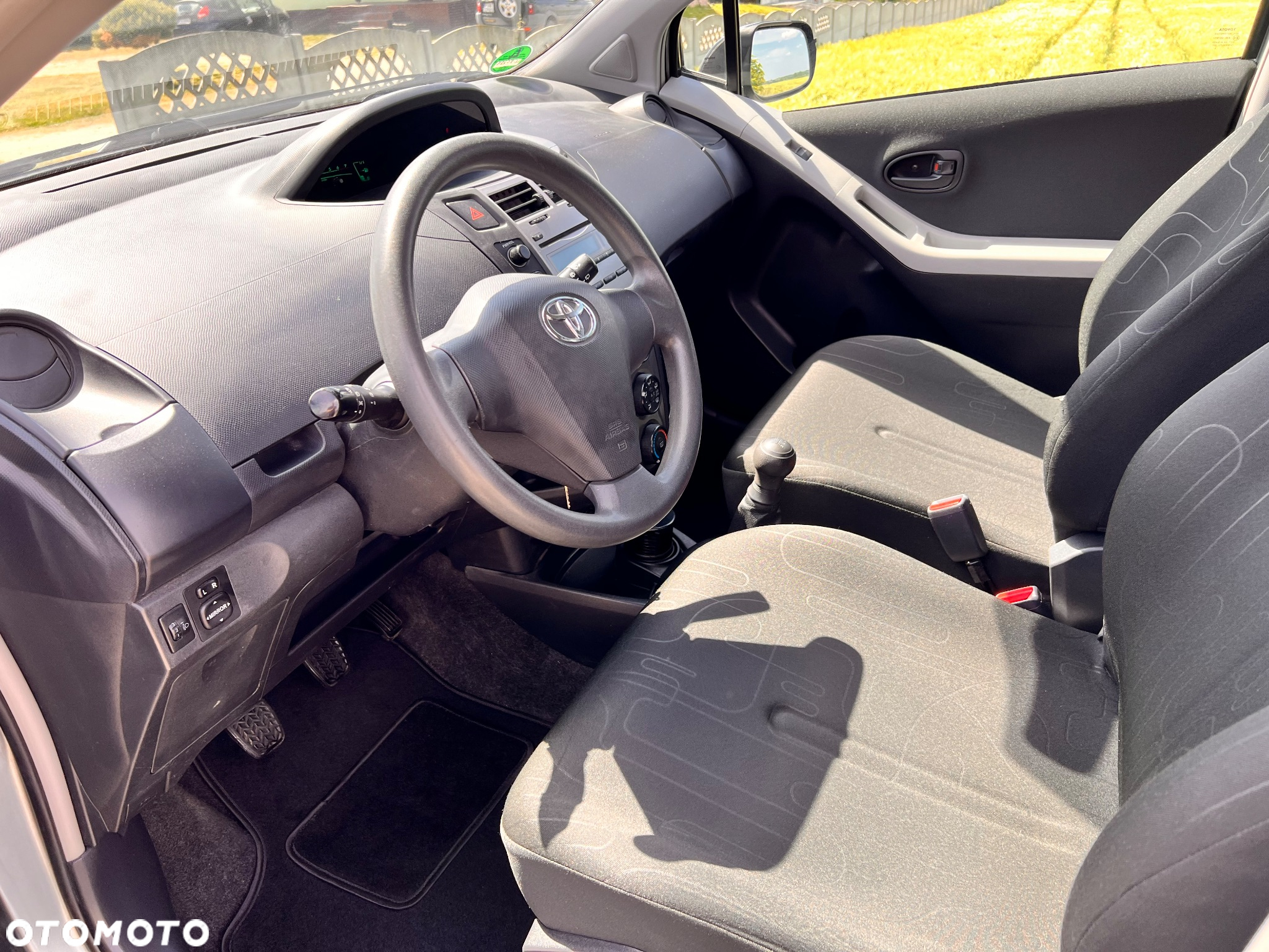 Toyota Yaris 1.0 VVT-i Launch Edition - 7