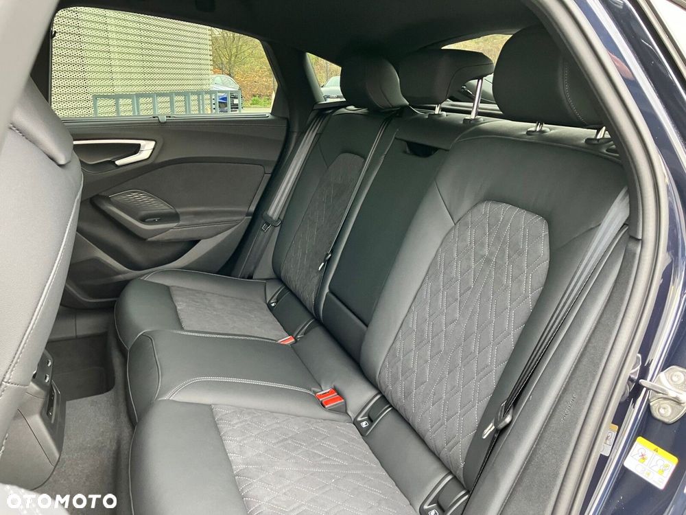 Audi A5 Limousine - 23