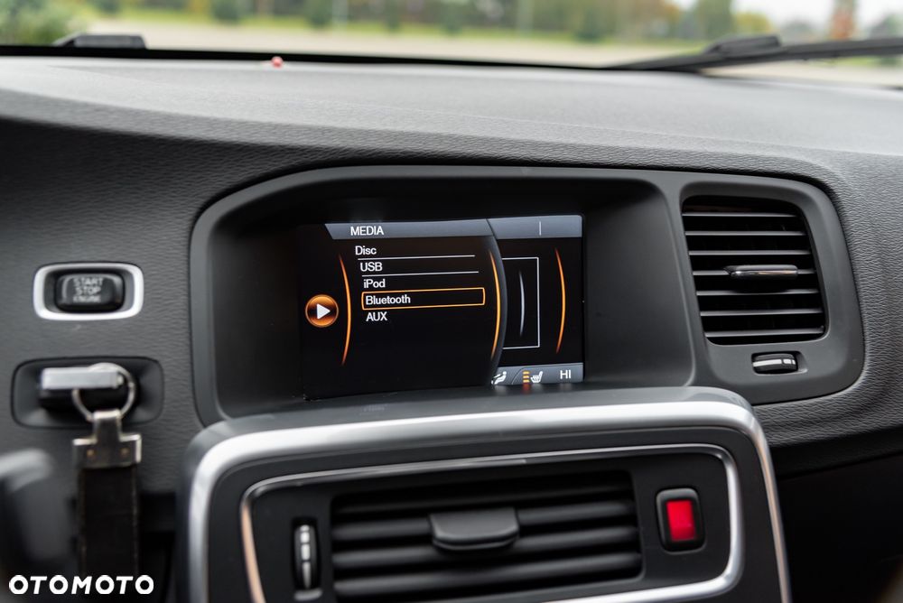 Volvo S60 D5 AWD Geartronic RDesign - 31