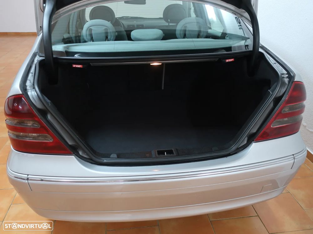 Mercedes-Benz C 220 CDi Elegance - 12