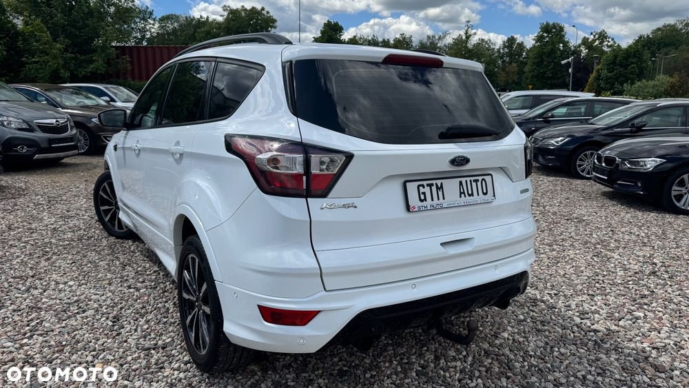 Ford Kuga 1.5 EcoBoost 2x4 ST-Line - 11