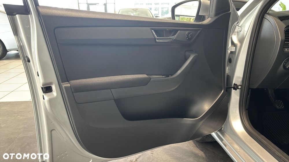 Skoda Fabia 1.0 Ambition - 10