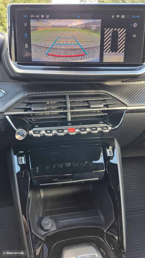 Peugeot 2008 Hybrid 145 e-DSC Allure - 13