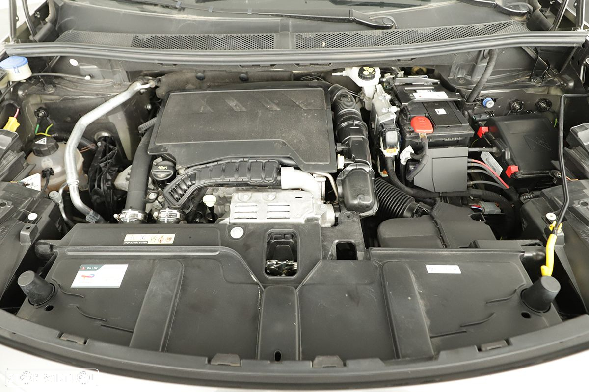 Peugeot 3008 1.2 PureTech Allure Pack - 26