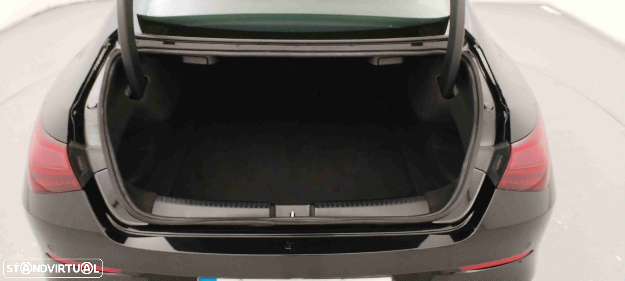 Mercedes-Benz CLA 180 d - 30
