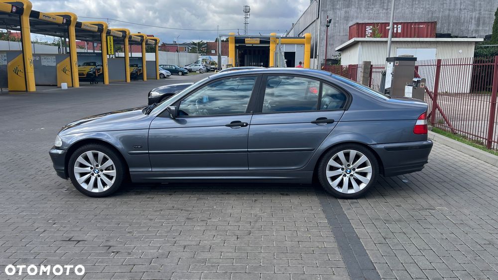 BMW Seria 3 320d - 11